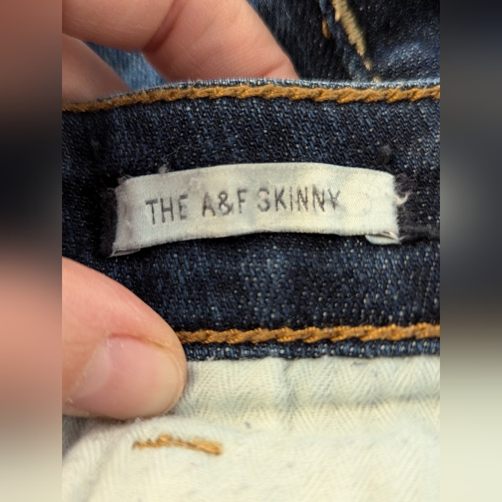 Abercrombie & Fitch The A&F Skinny 8R - Picture 4 of 5
